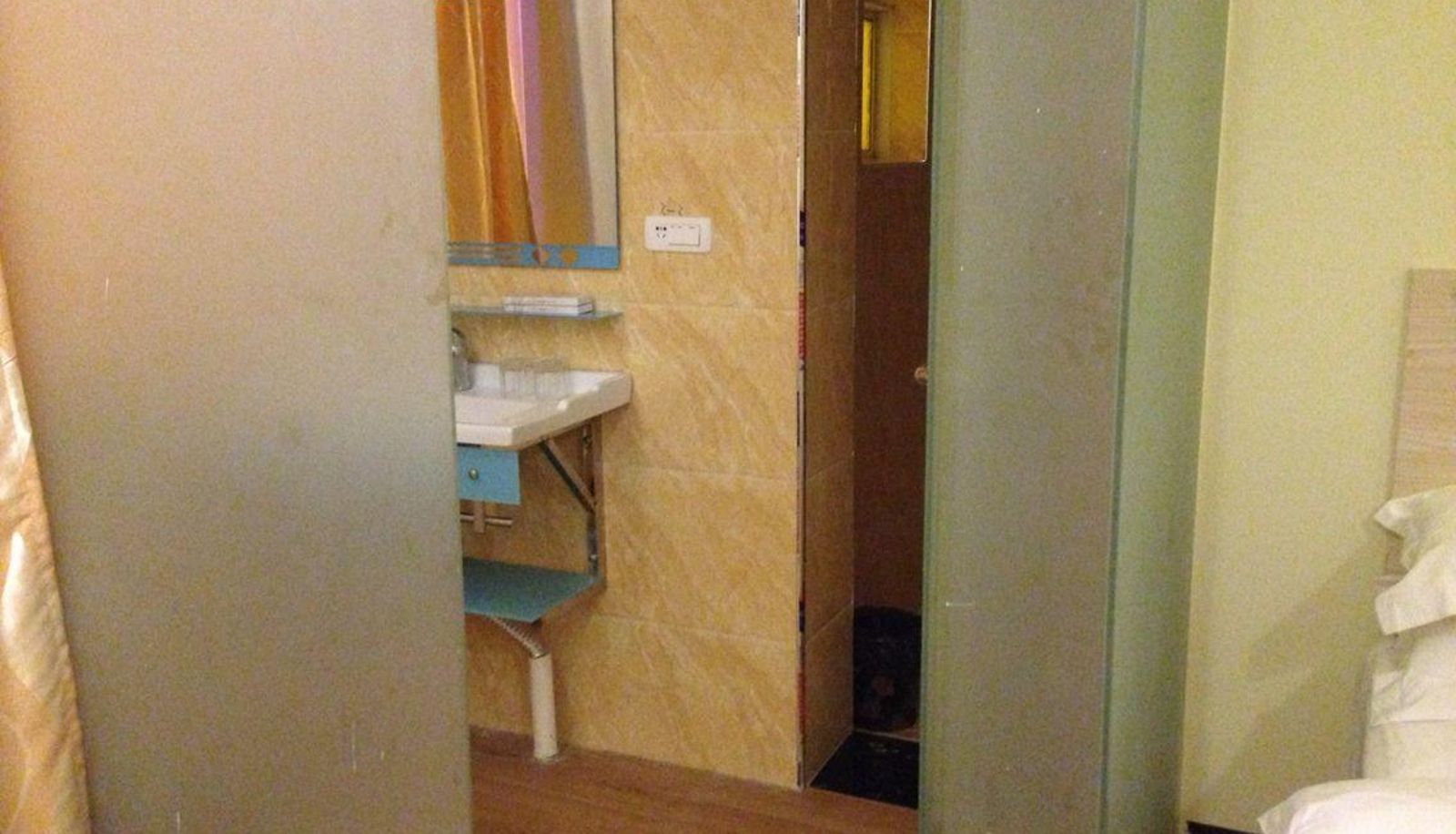 Zewnętrzna część hotelu - Shuncheng Hotel