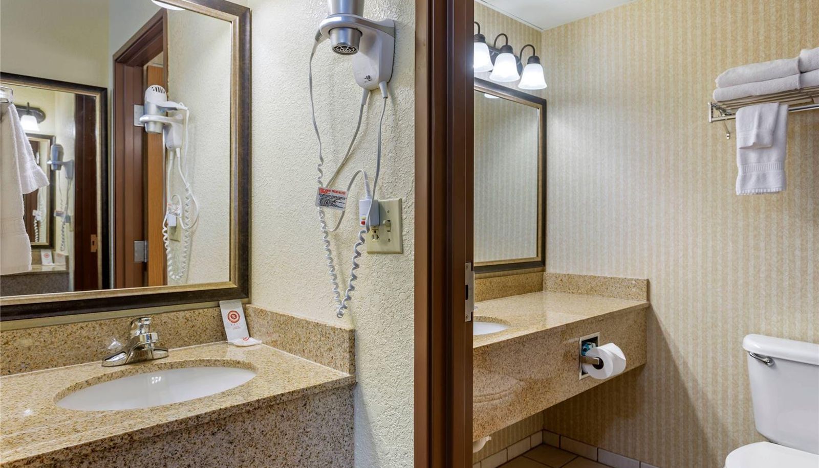 Zimmer - Comfort Inn & Suites Branson Meadows