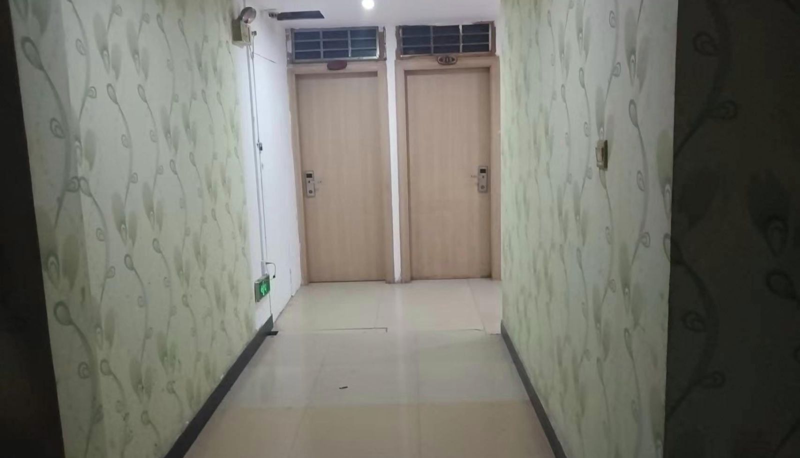 Buitenruimte van het hotel - Jinding Hotel (Tianyushan Road Branch)