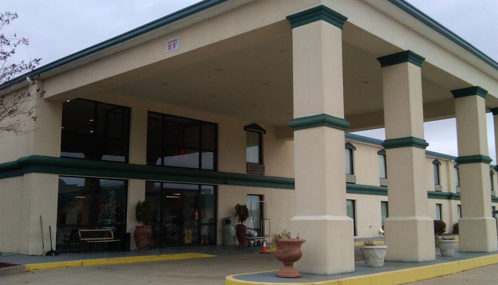 Vue extérieure - Super 8 by Wyndham Canton