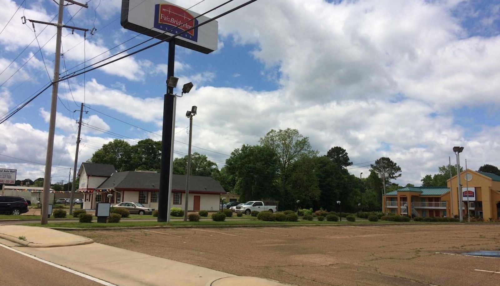 Info - FairBridge Inn Express Natchez