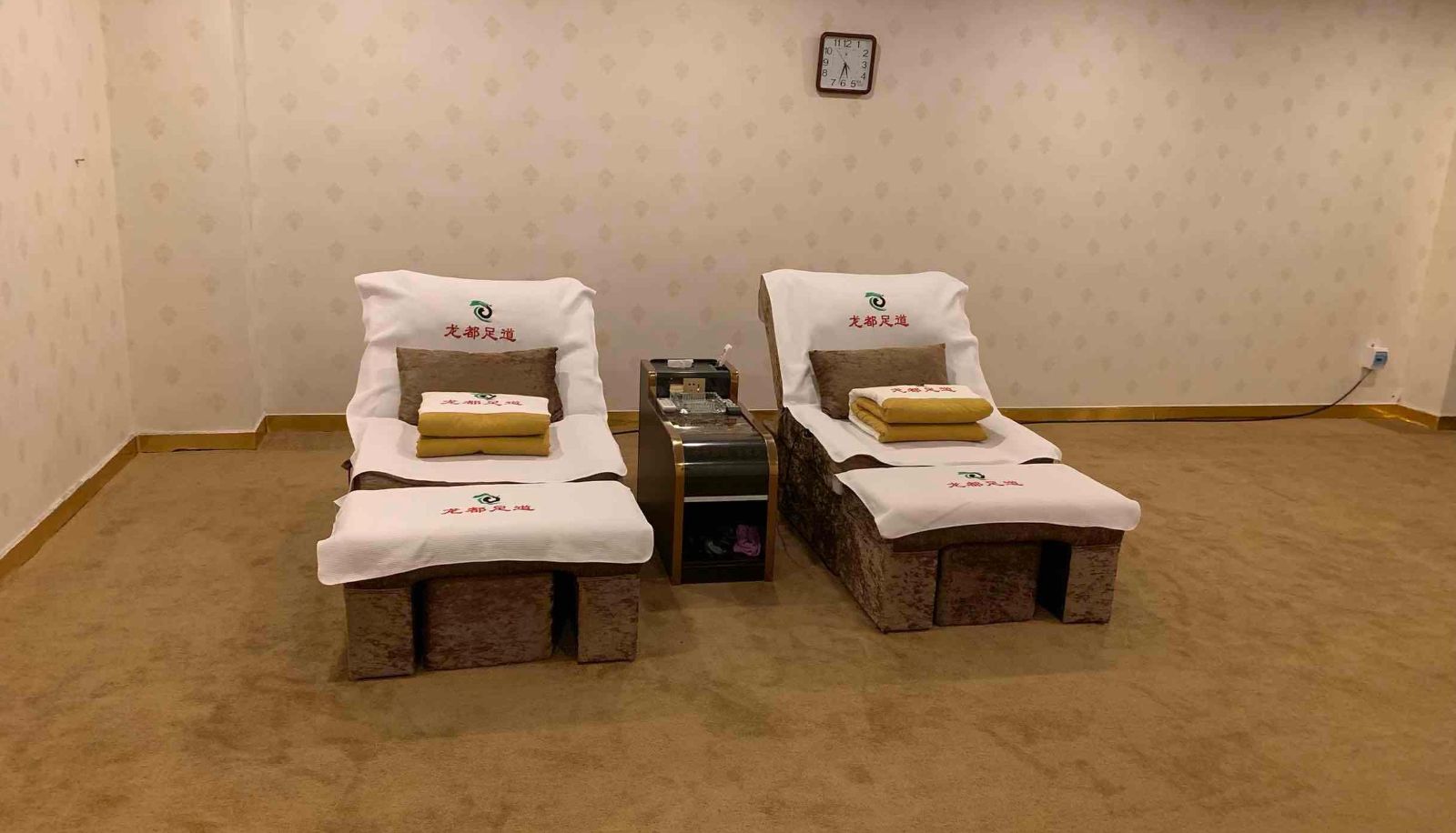 Buitenruimte van het hotel - Longdu Business Hotel