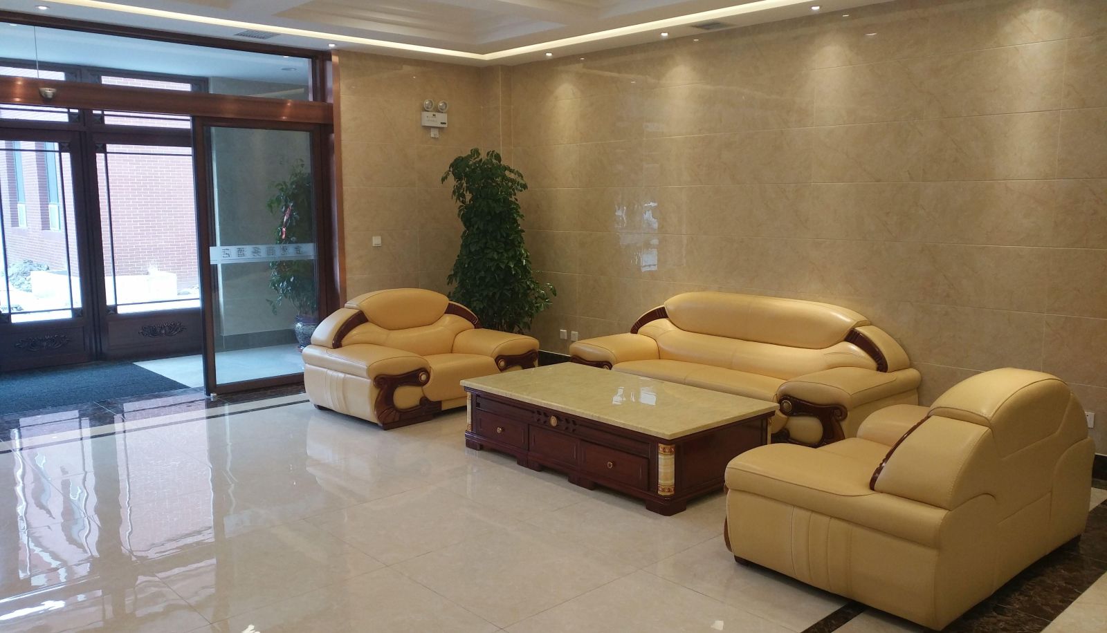 Hotel outdoor area - Jingang Business Hotel