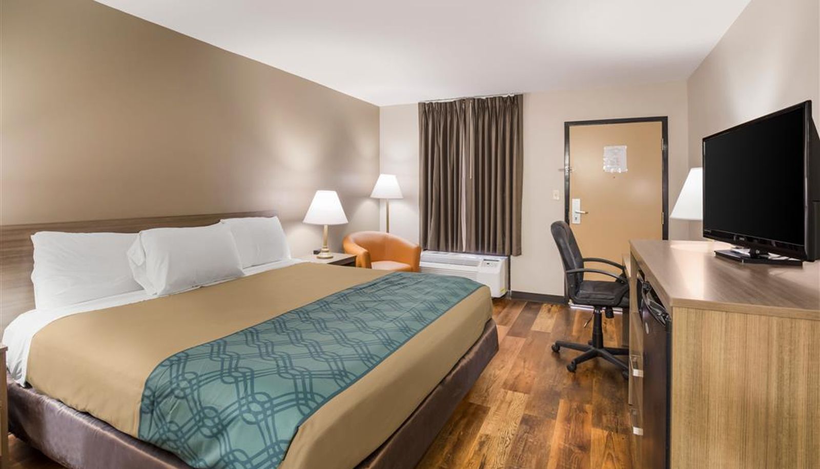 Zimmer - Econo Lodge Hendersonville