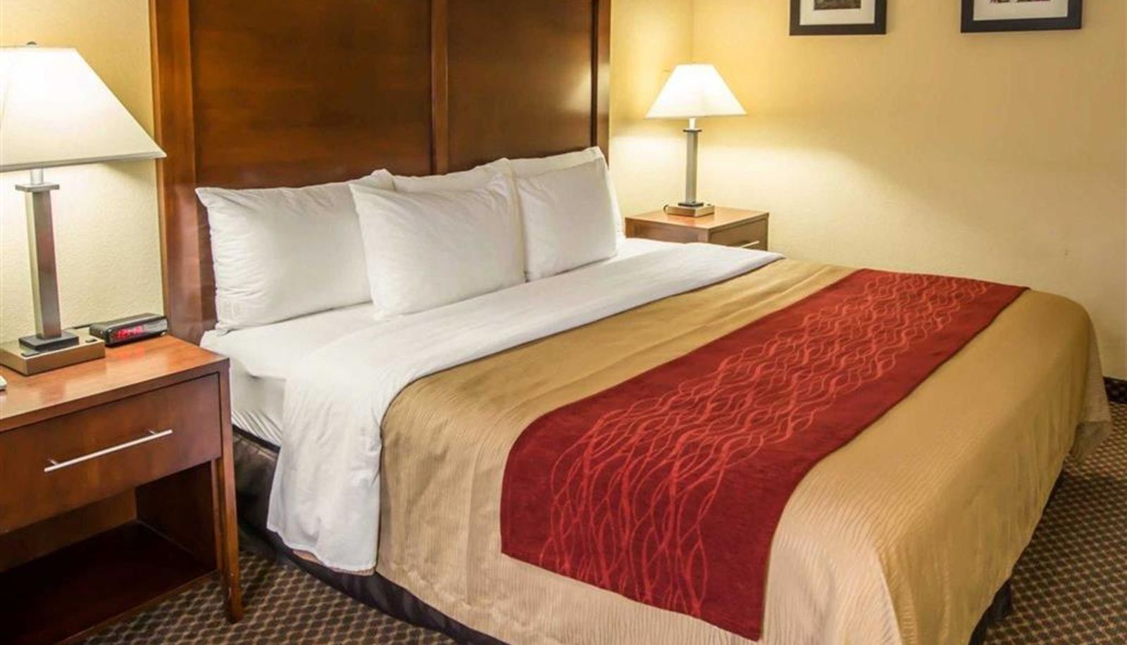 Room - Comfort Inn & Suites Morganton South