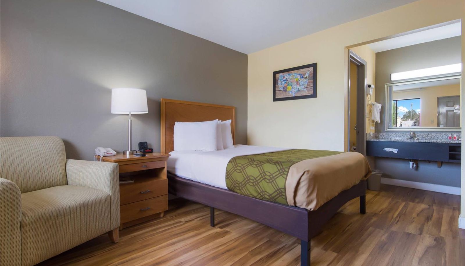 Zimmer - Econo Lodge Battleboro - Rocky Mount I-95