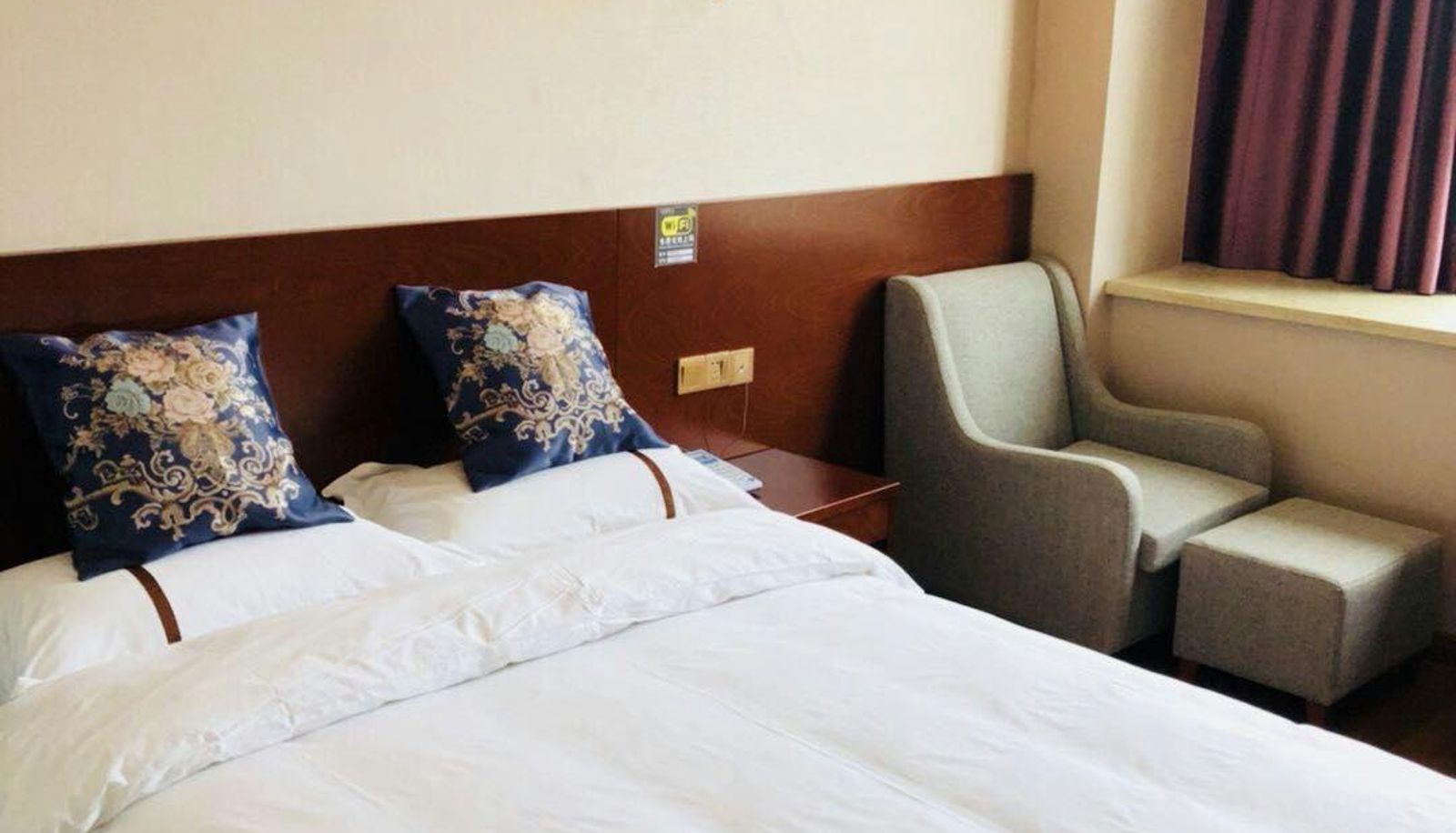 Zimmer - Guoqiang International Hotel