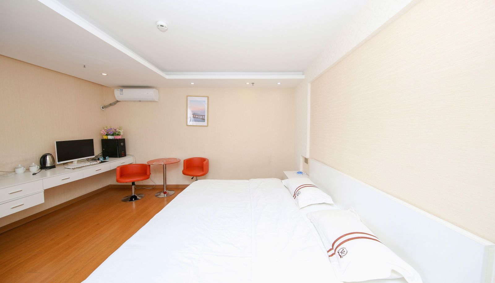 Business room - Weiwei Boutique Hotel (Dream City Store)