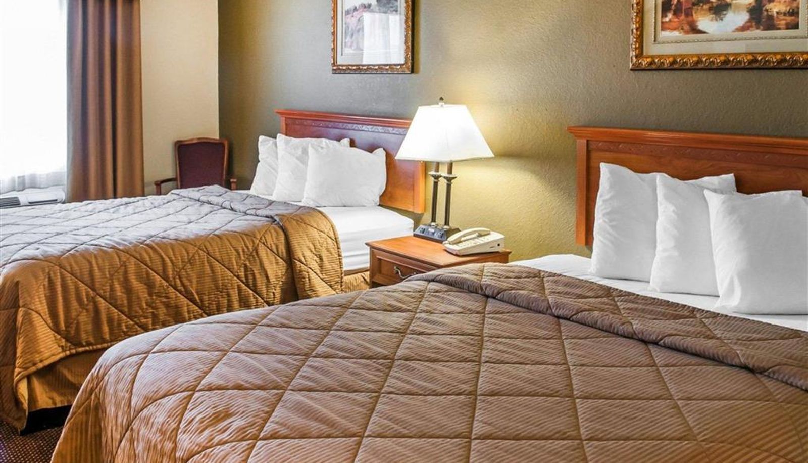 Room - Rodeway Inn Espanola