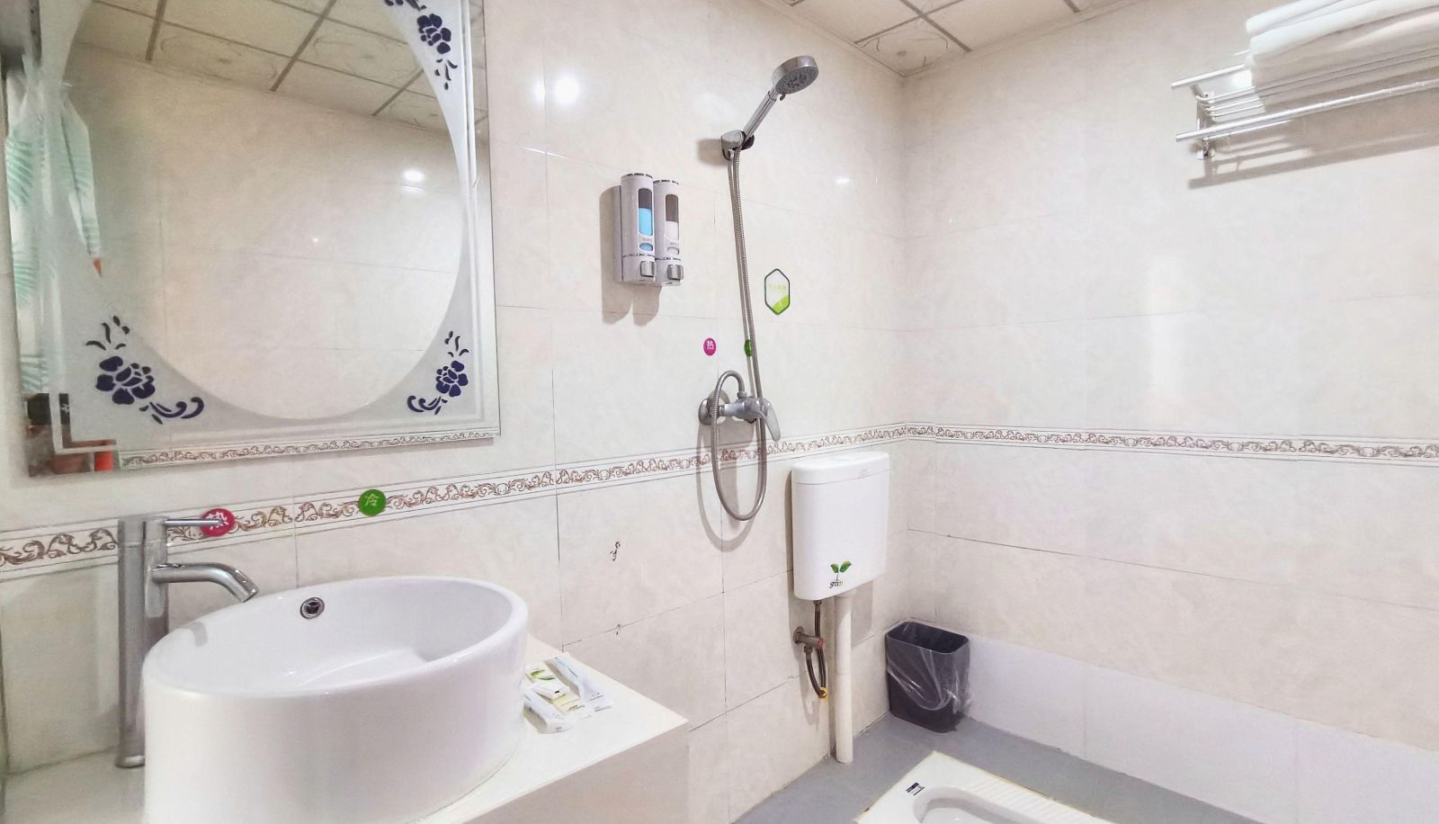 Habitación corporativa - 99 Preferred Hotel (Wuchang Railway Station Subway Station Store)