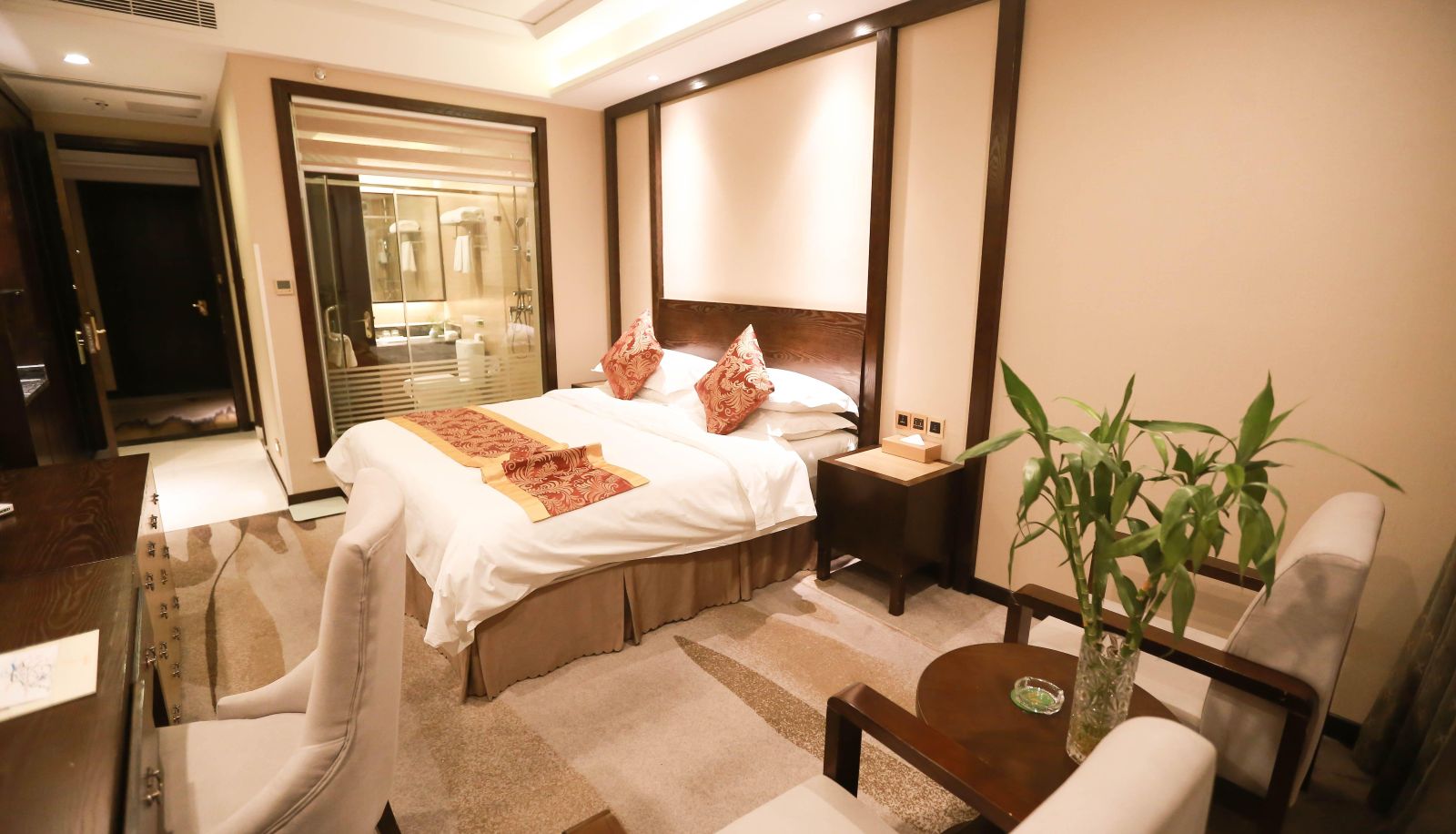 Camera business - Kra International Hotel (formerly Vienna Hotel)