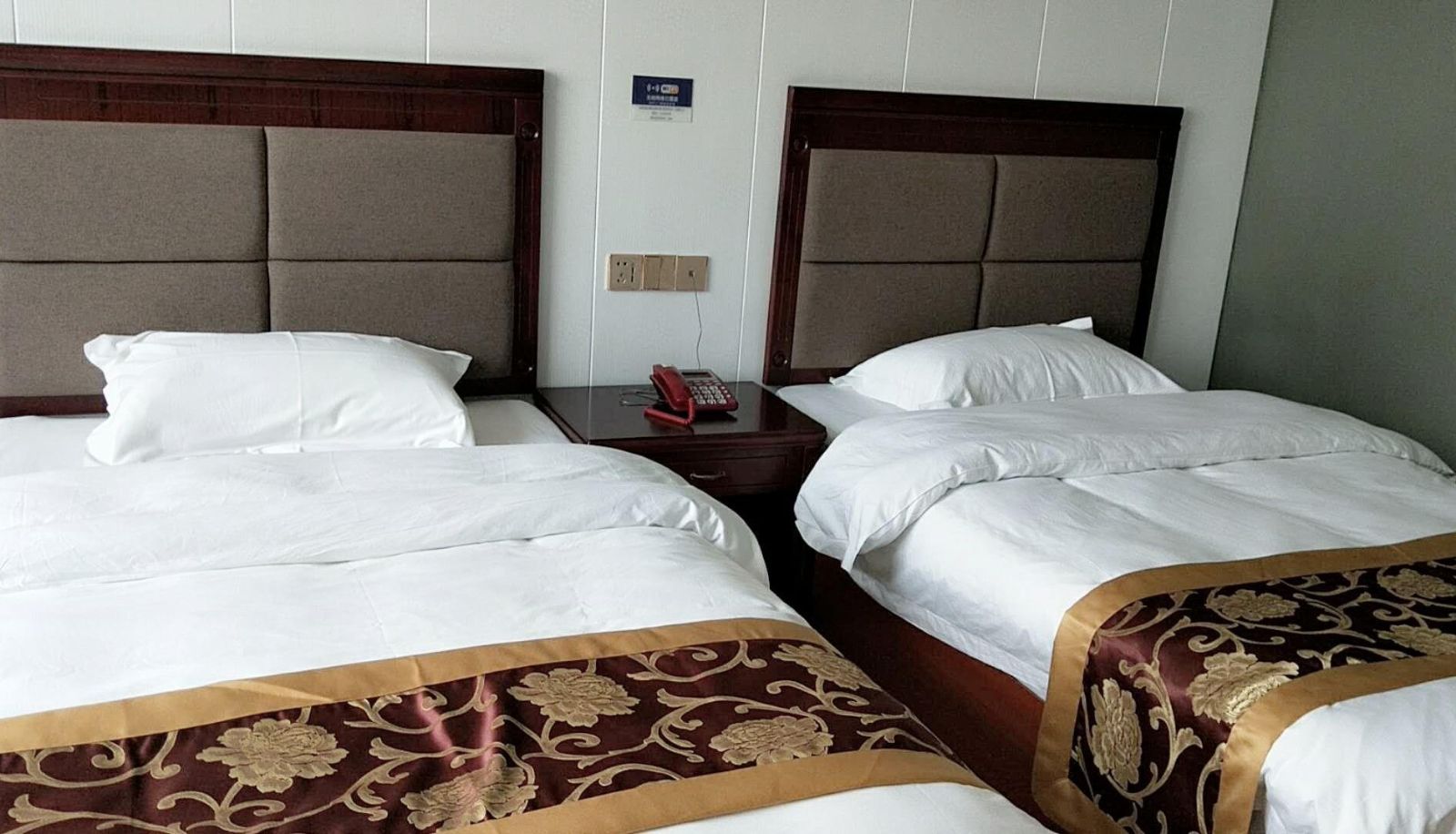 Room - Guangyuan Business Hotel