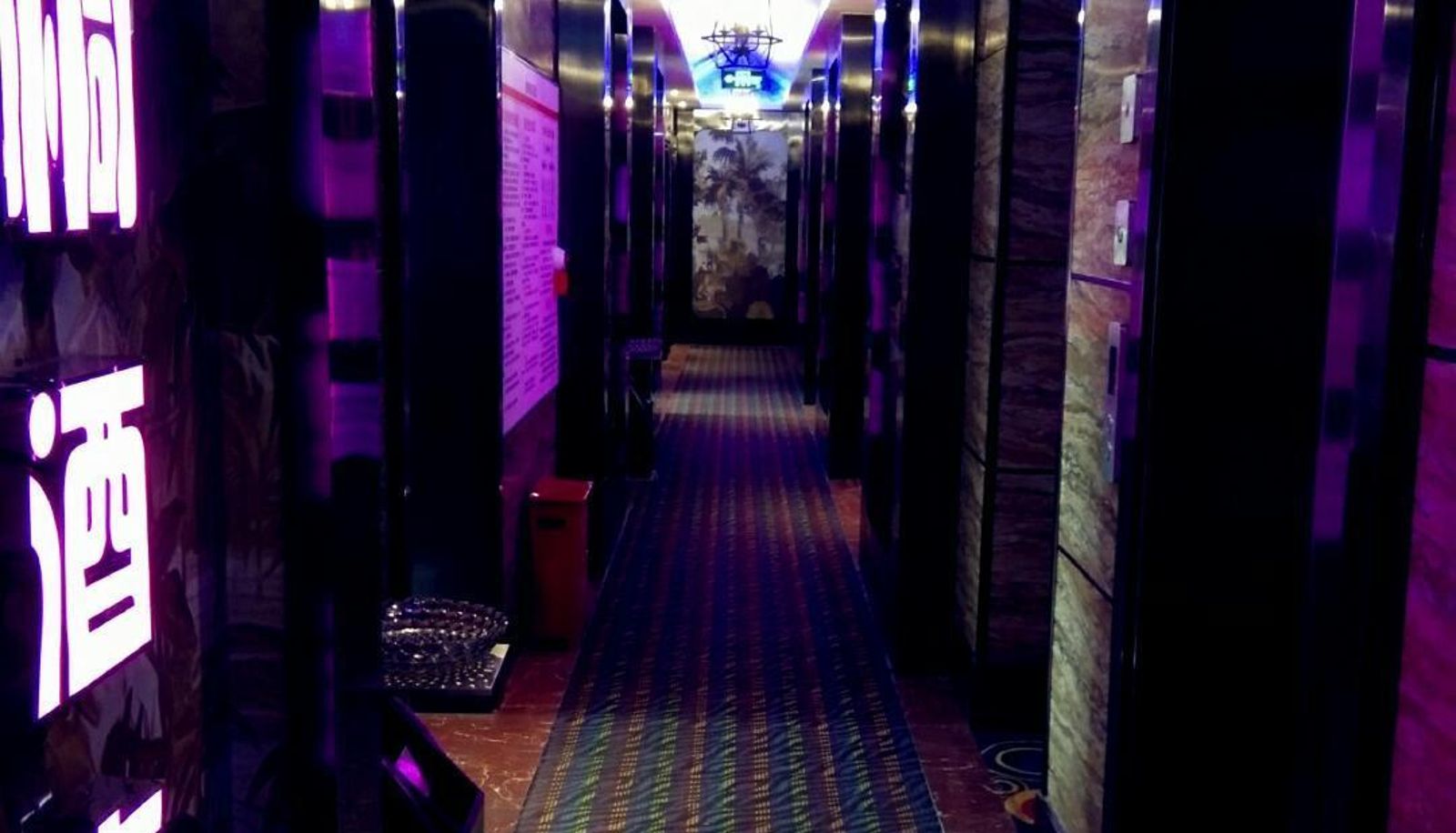 Zewnętrzna część hotelu - Tangtong Chain Hotel (Fangcheng Branch)