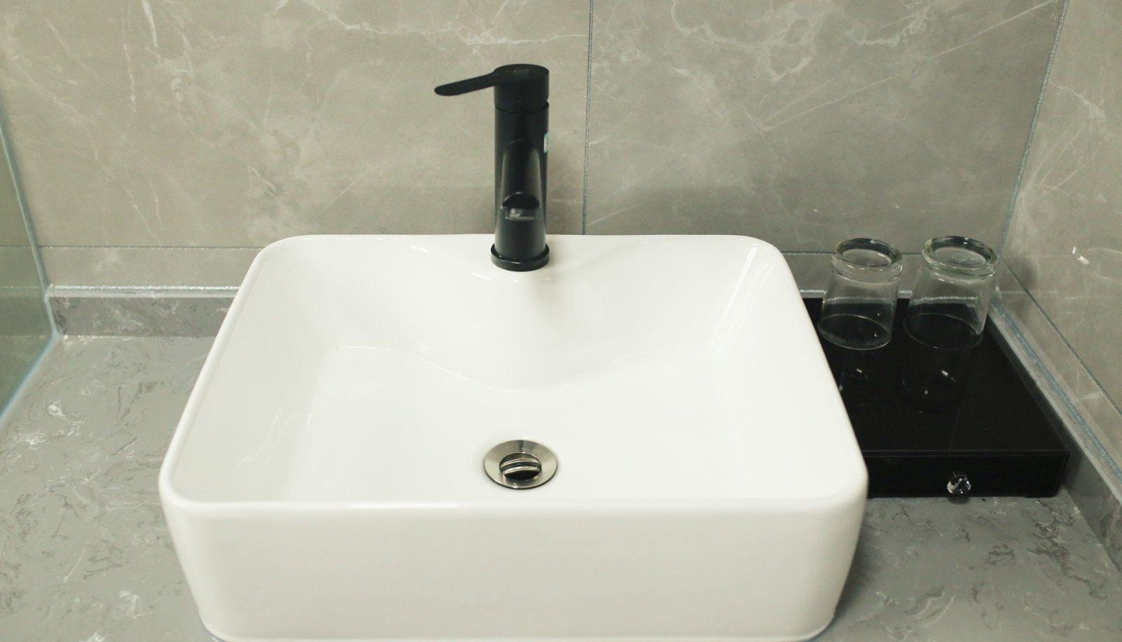 Chambre Business - Youth Home Hotel