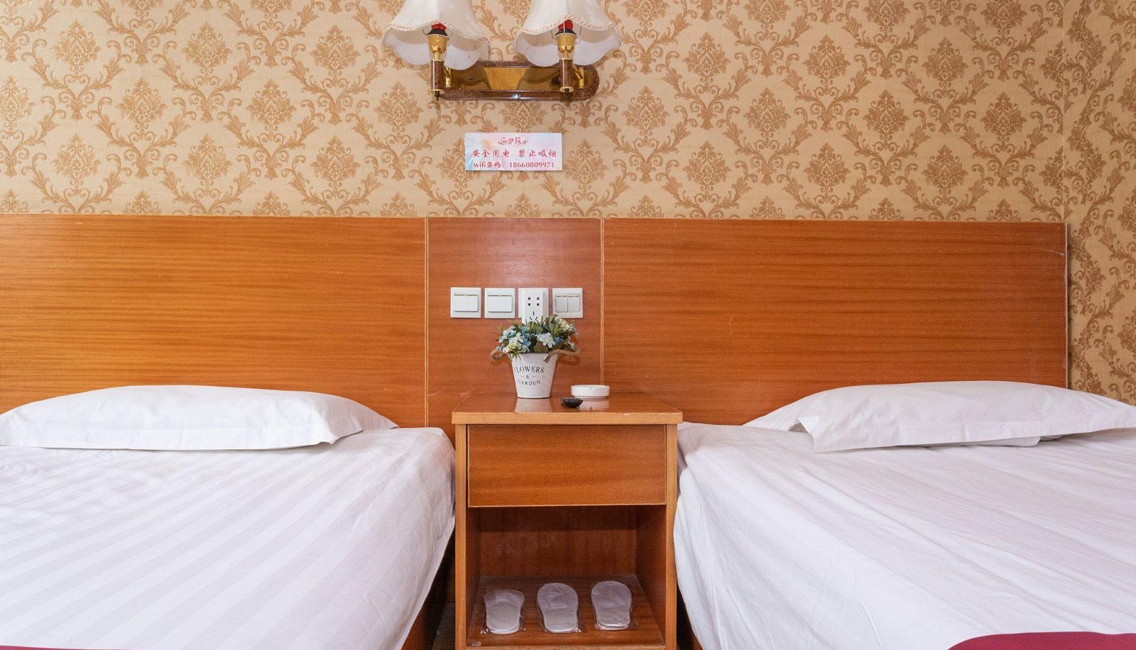 Business-kamer - Jinhong Business Hotel (Jinan Luokou Clothing City Zoo Store)