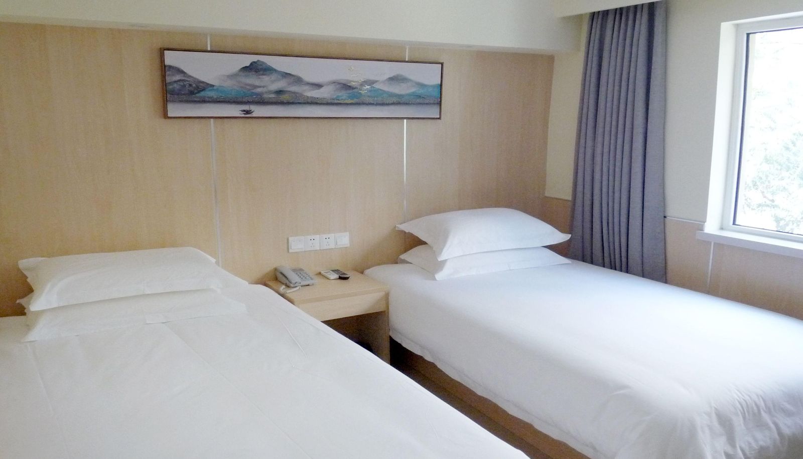 Business room - Yibai Chain Hotel (Lanzhou Jiefang Men Lan Da Er Yuan Branch)
