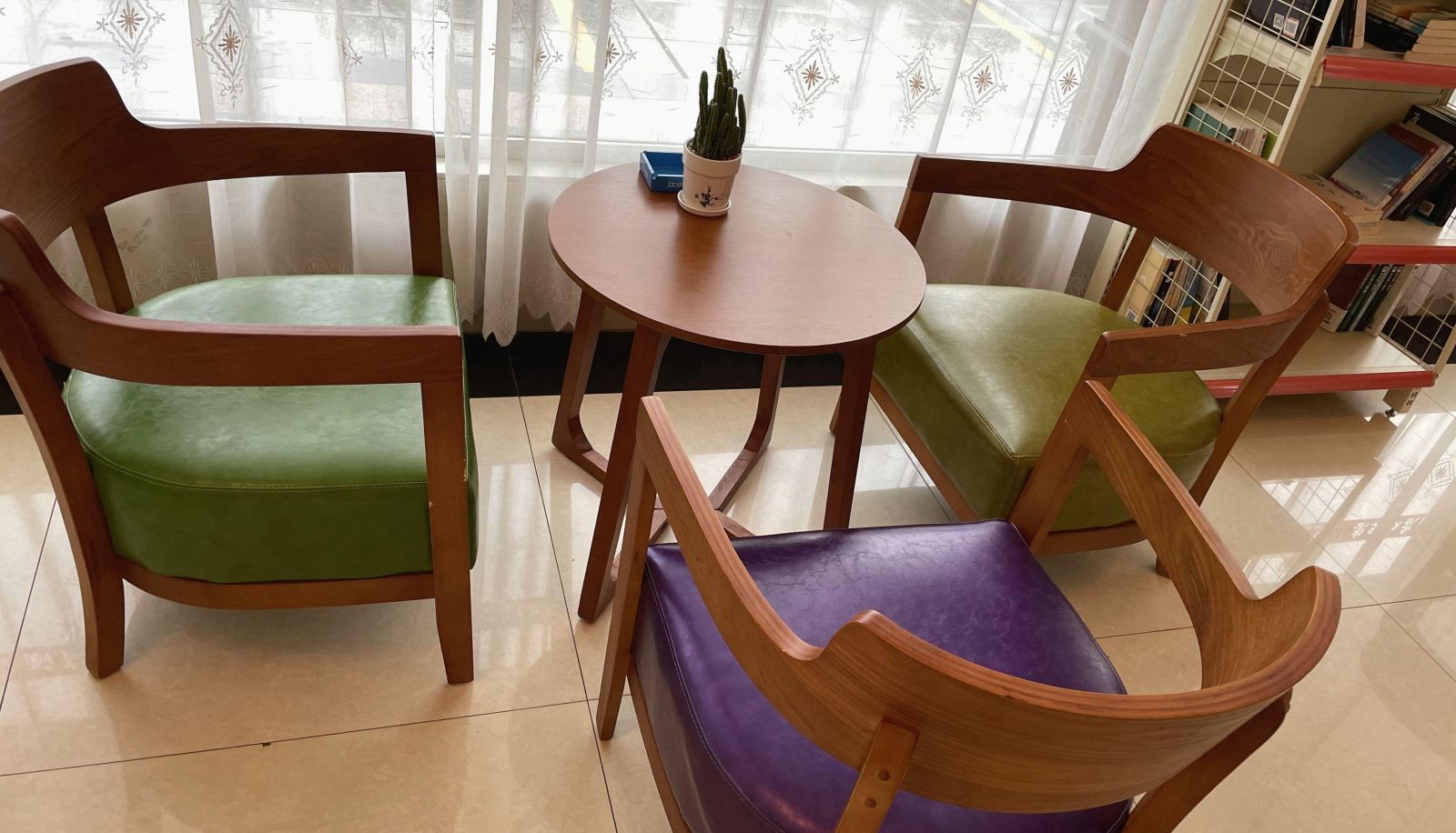 Area esterna dell'hotel - Junyi Chain Hotel (Hezhou College Store)