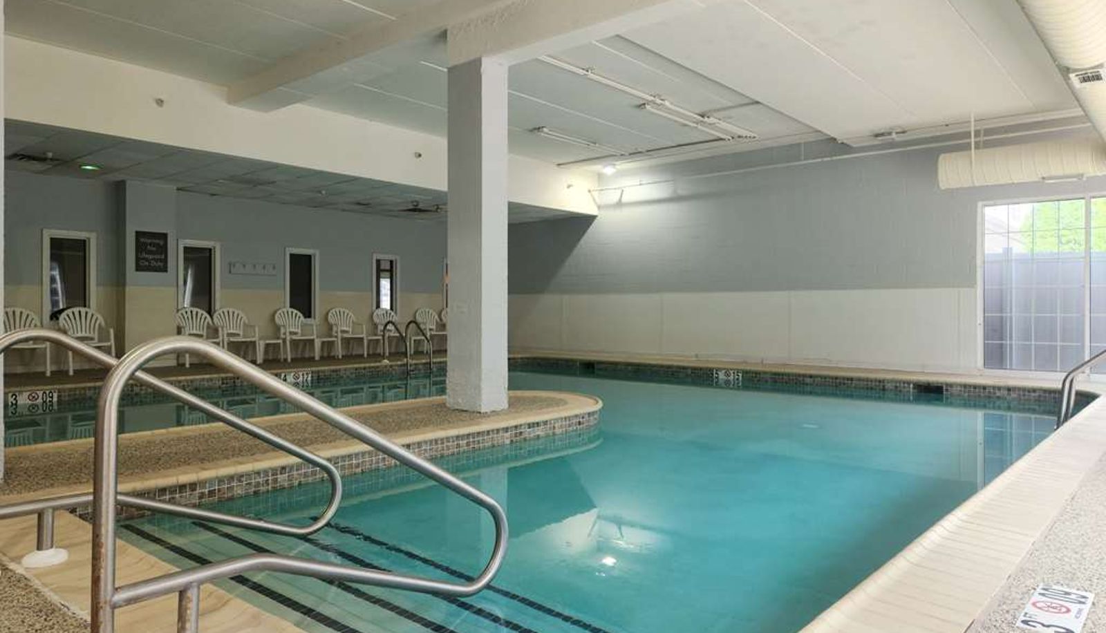 Piscine - Best Western Chocolate Inn at the Park