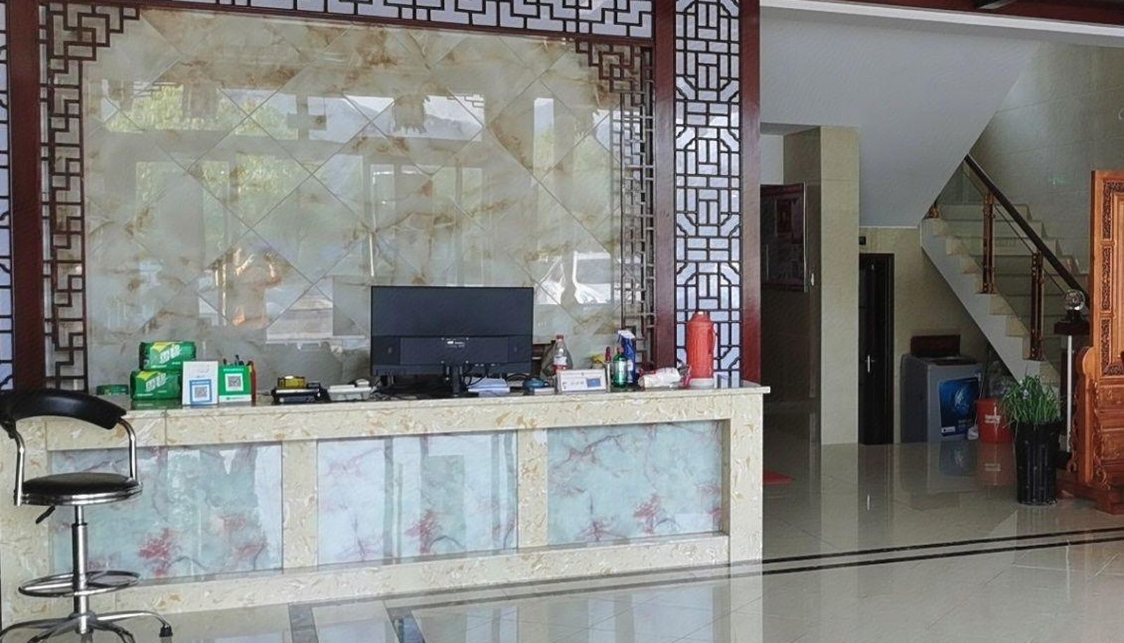 Zewnętrzna część hotelu - Mingzhu Hotel