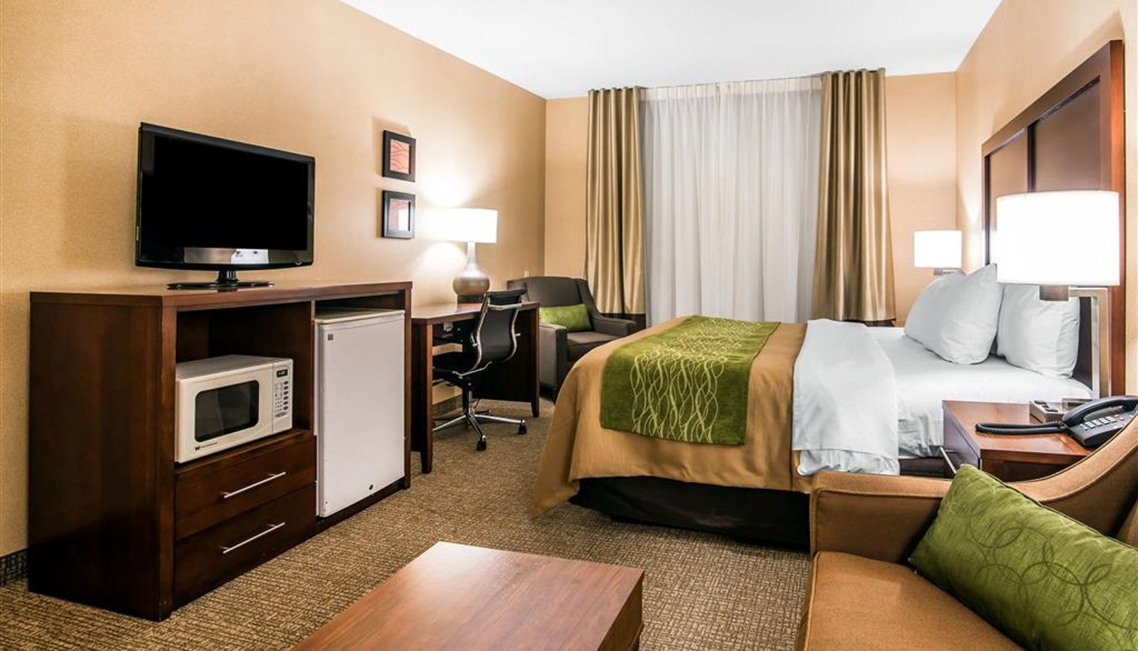Room - Quality Inn & Suites Towanda