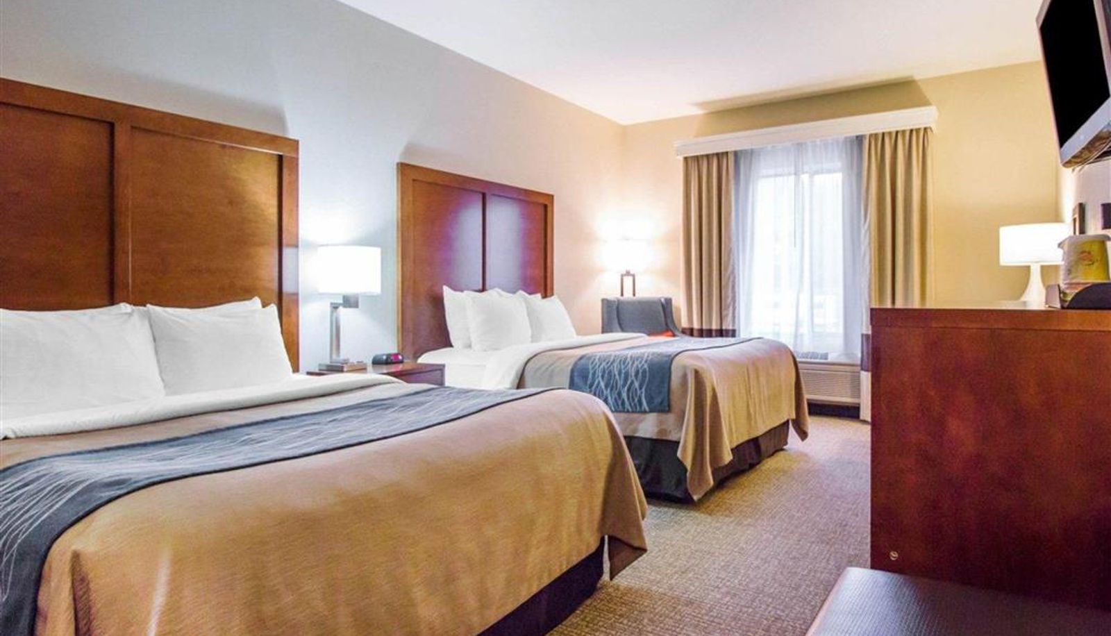Zimmer - Comfort Inn & Suites Deadwood
