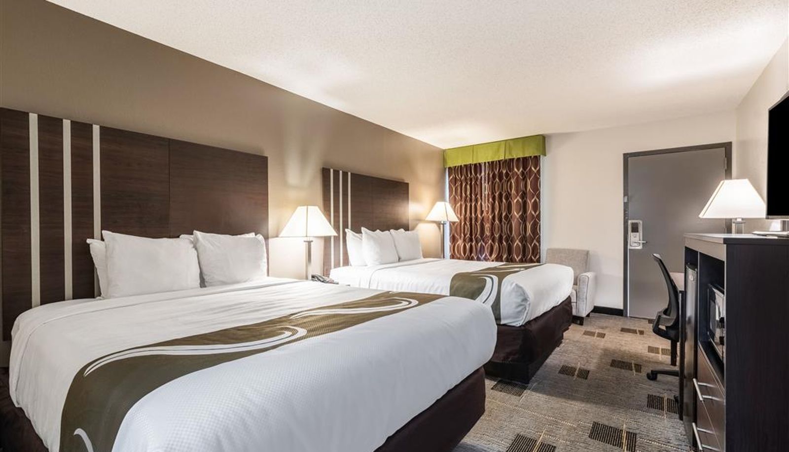 Zimmer - Quality Inn Cleveland North