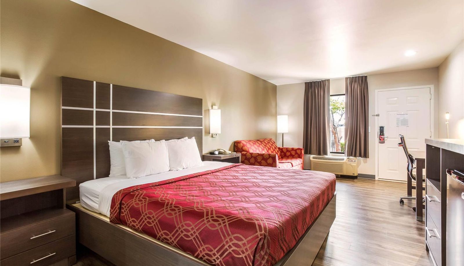 Zimmer - Econo Lodge Inn & Suites Murfreesboro Shopping District