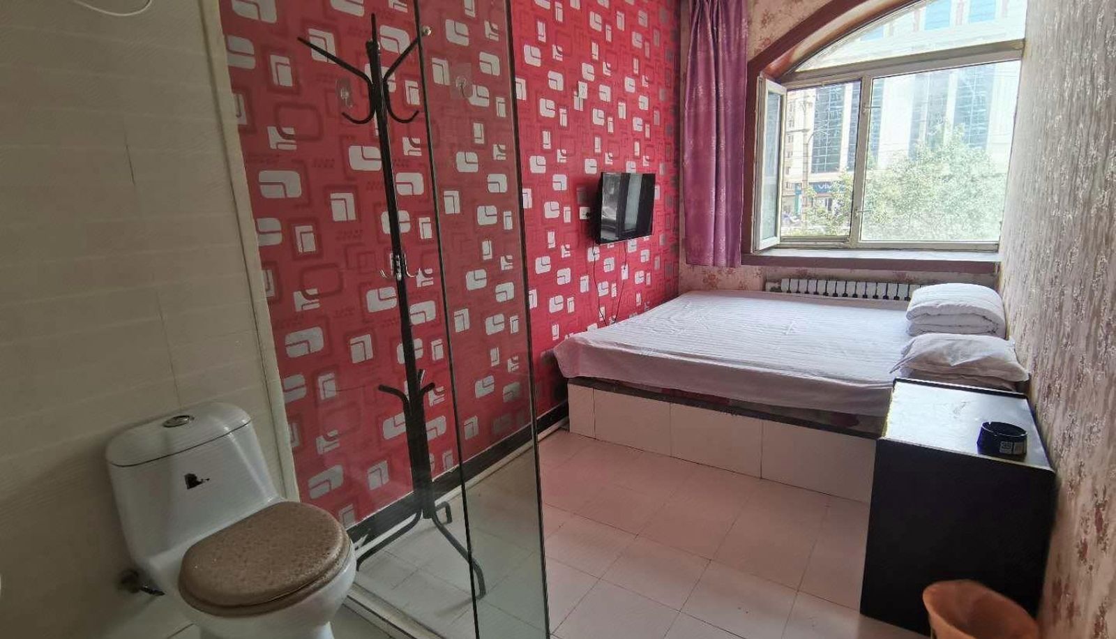 Pacific Cangmai Hotel