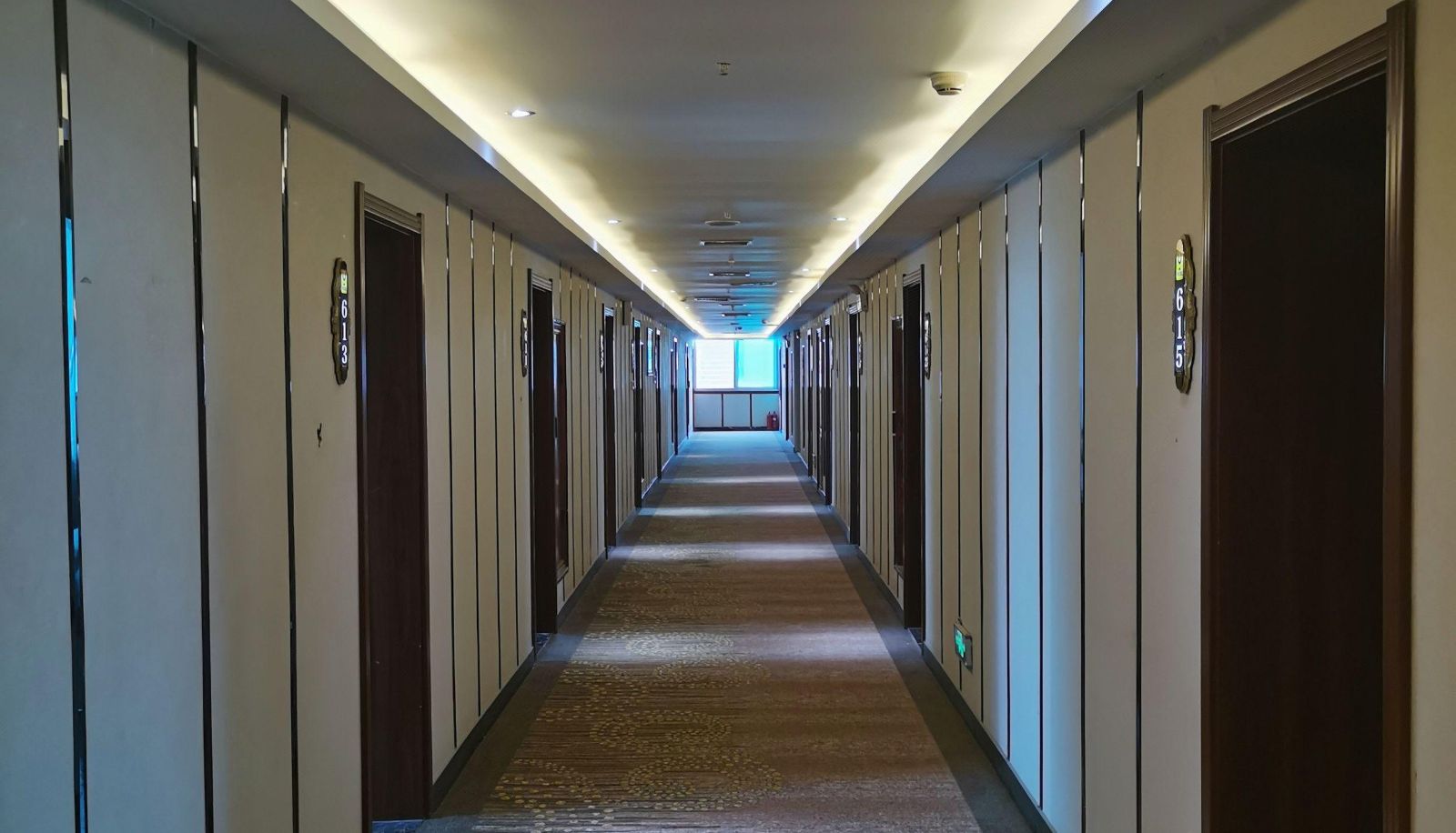 Zona exterior del hotel - Youju Hot Spring Holiday Hotel (Dalang Taosha Branch)