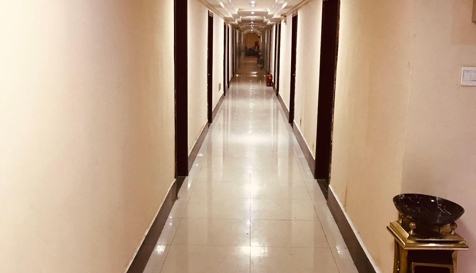 Area esterna dell'hotel - Baiyue Business Hotel