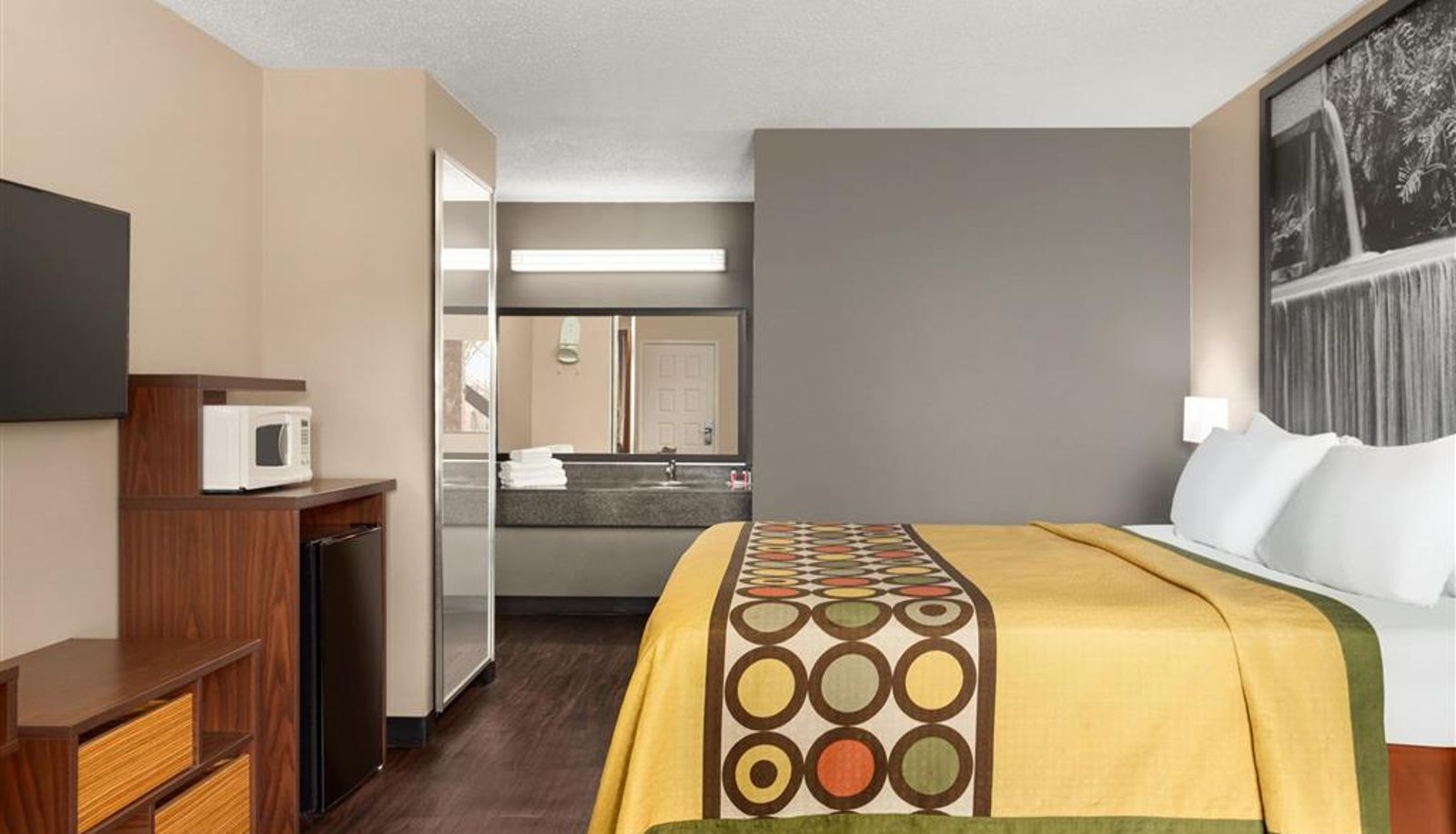Habitación - Super 8 by Wyndham Universal City