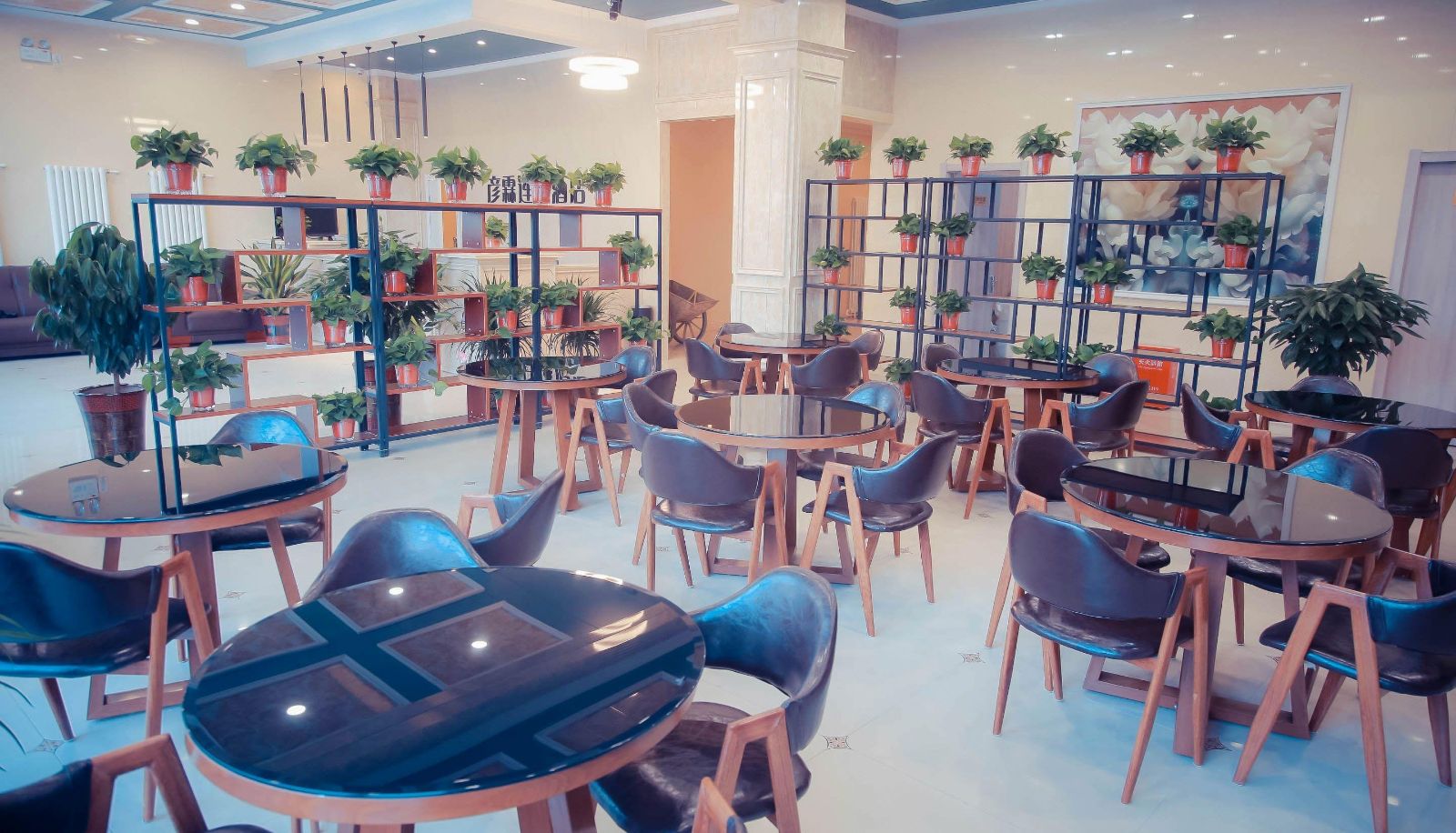 Hotel outdoor area - Yanlin Chain Hotel (Commercial City Branch)
