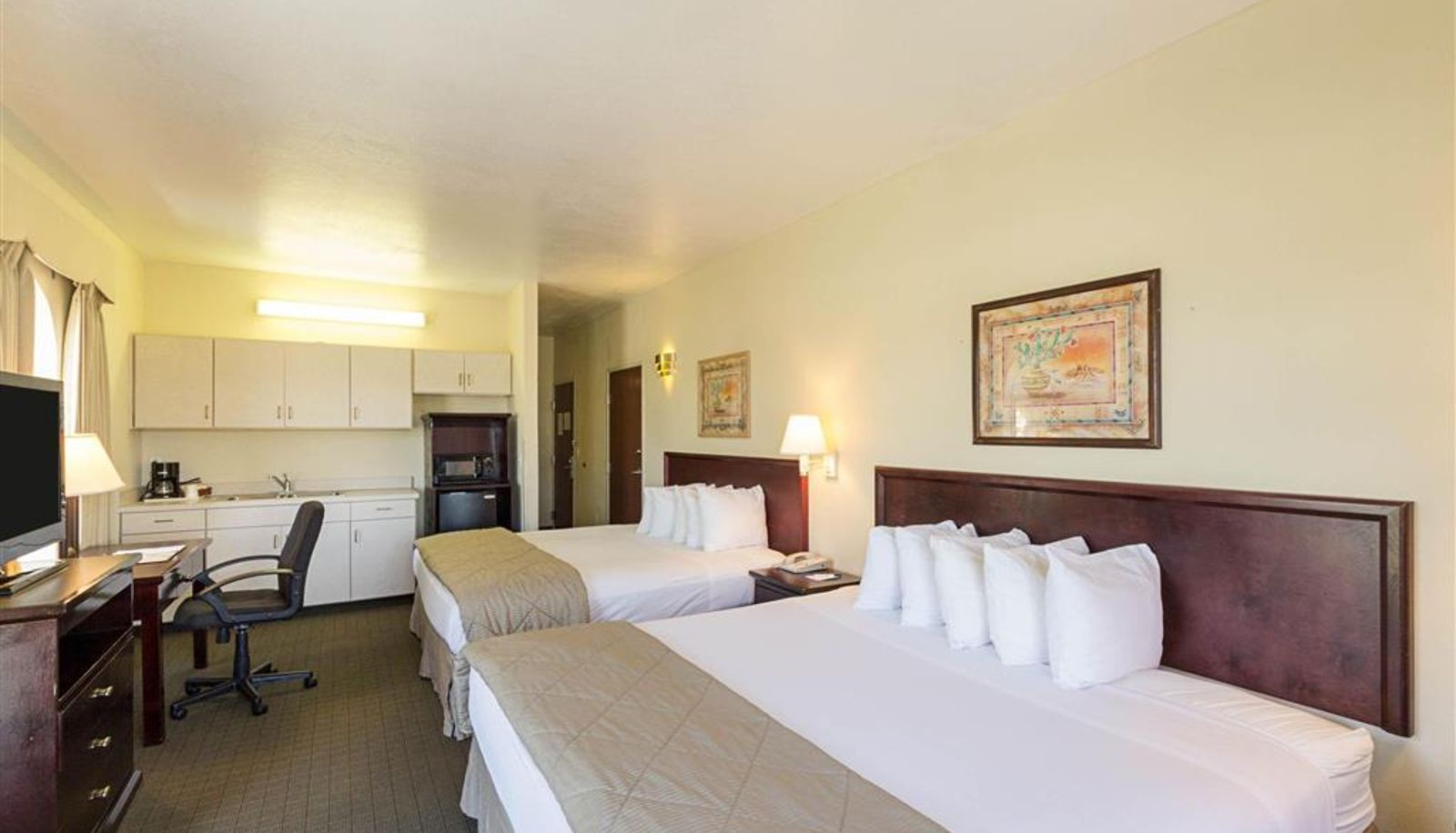 Room - Quality Inn & Suites Kerrville