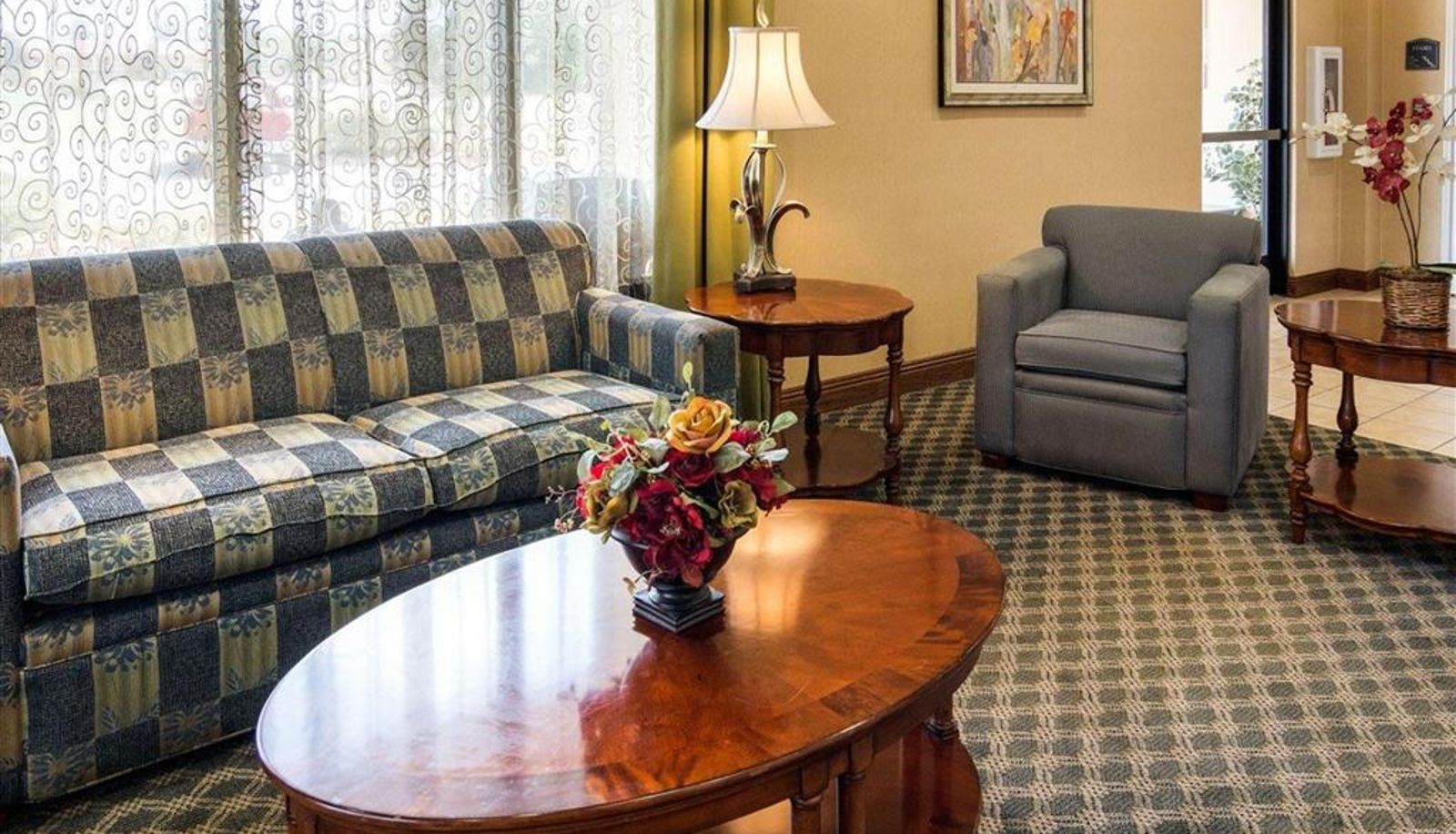 Lobby - Comfort Suites Nacogdoches