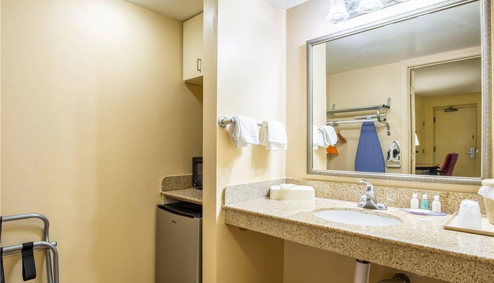 Habitación - Econo Lodge Naval Station Norfolk