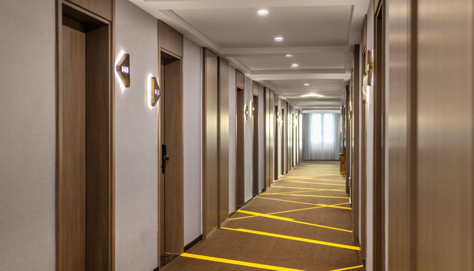 Zewnętrzna część hotelu - IU Hotel (Nantong Shimao Plaza Shipping College Subway Station Store)