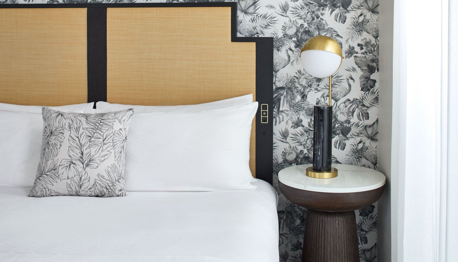 Room - La Concha Key West Autograph Collection