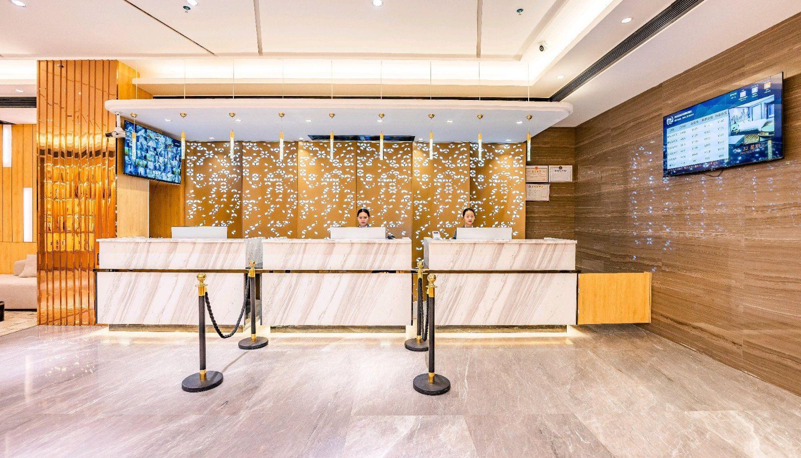 Hotel outdoor area - Maoming Xingcheng Bay International Hotel
