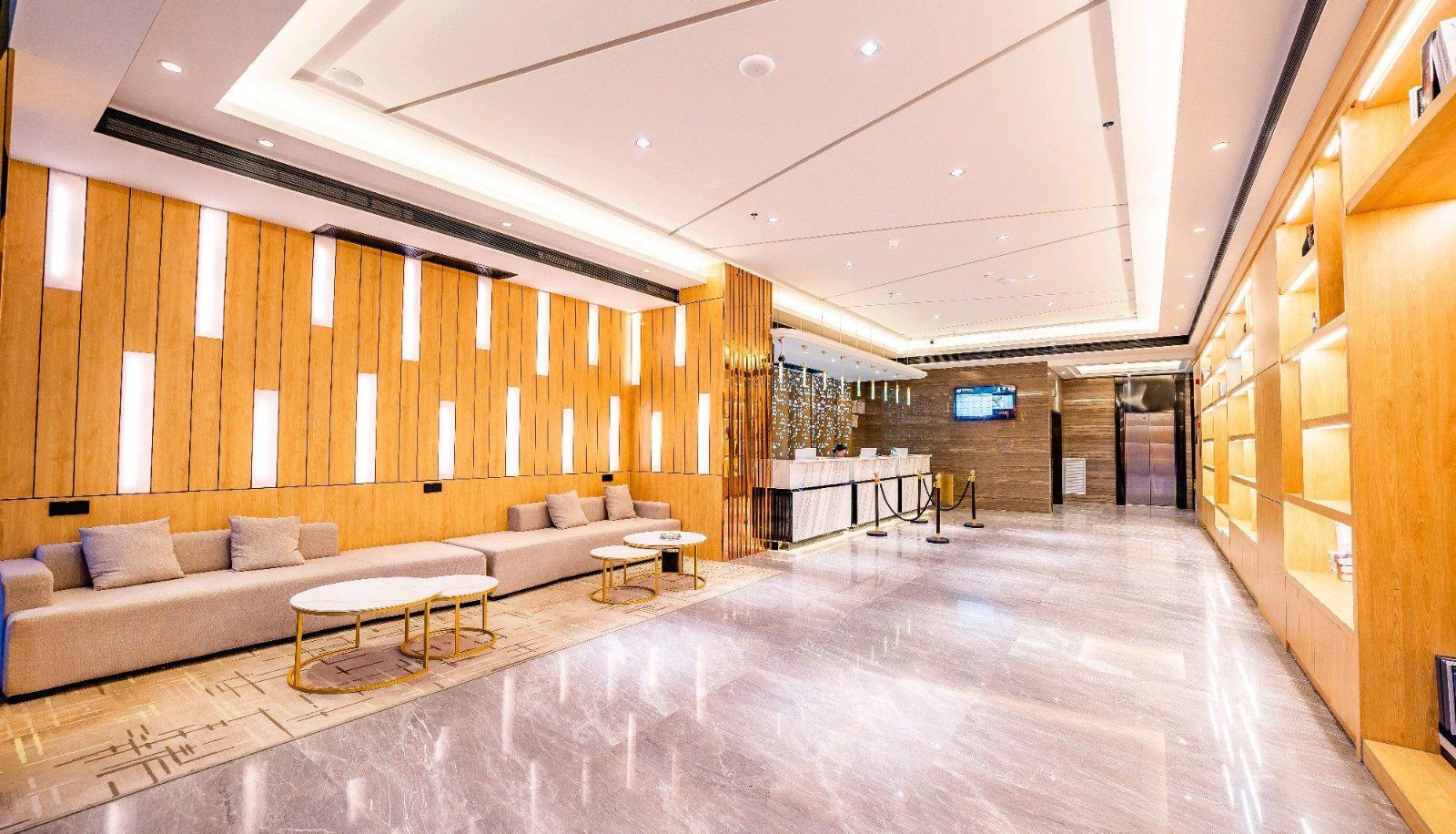 Hotel outdoor area - Maoming Xingcheng Bay International Hotel