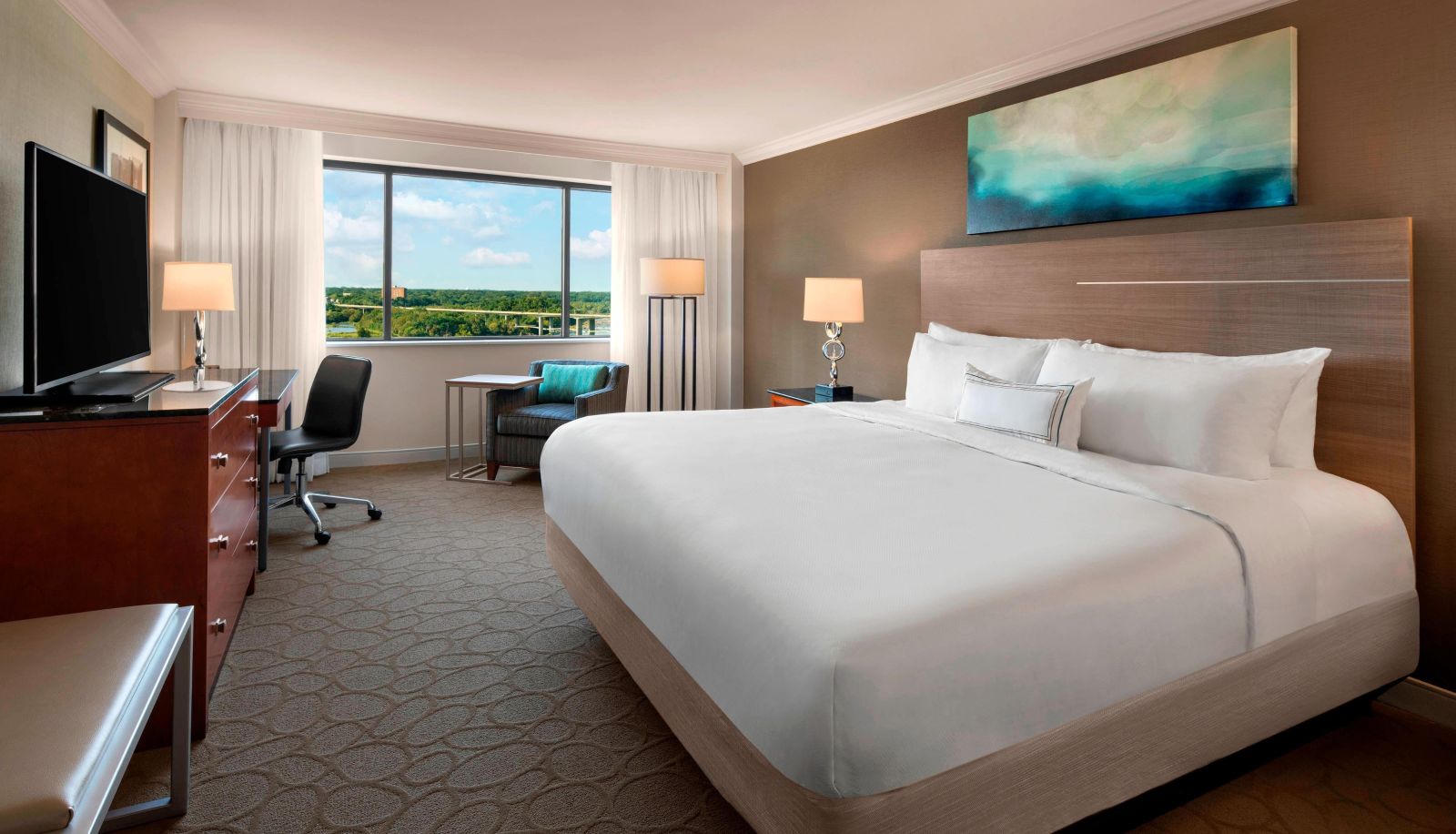 Room - Delta Hotels by Marriott Richmond Downtown