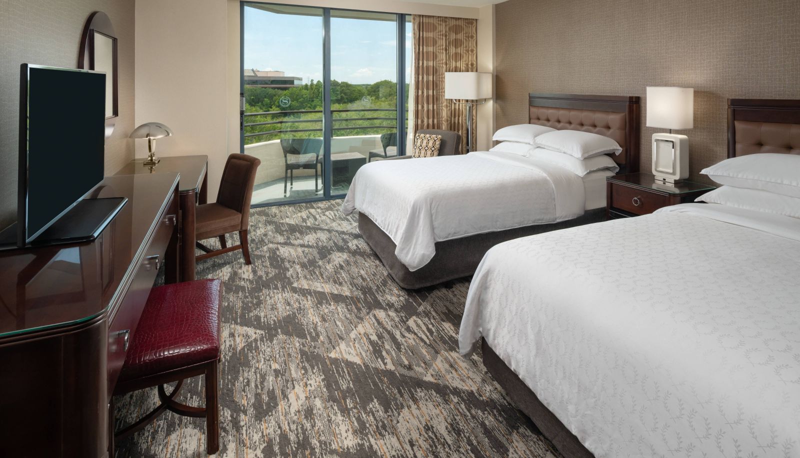 Room - Sheraton Tampa East Hotel