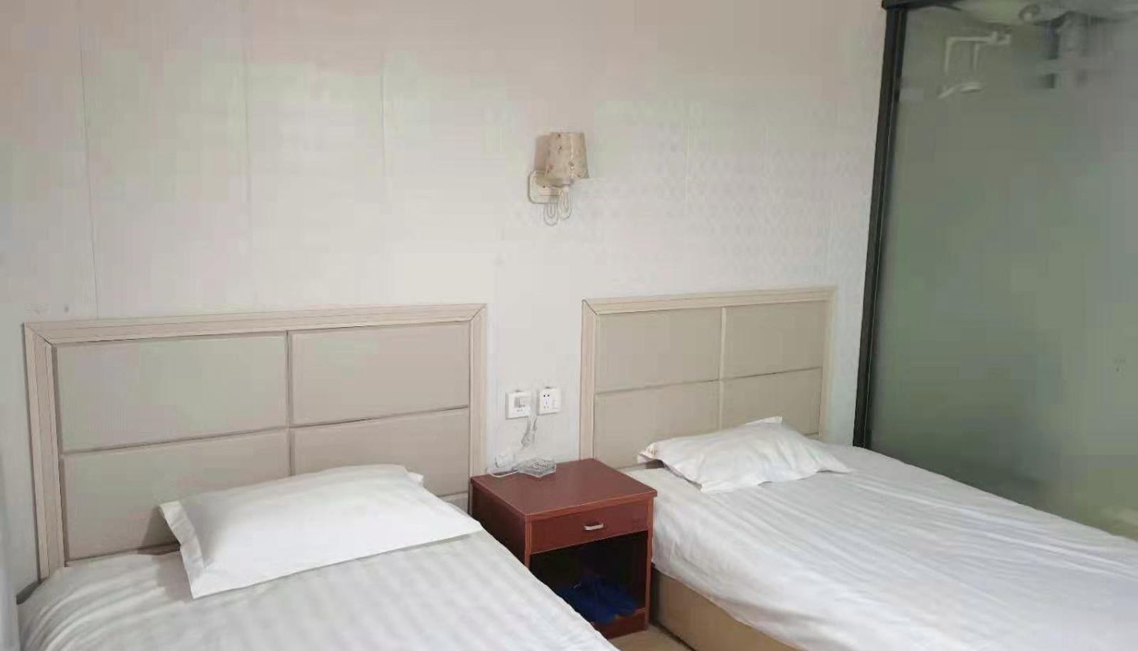 Room - Man Hong Guest Room