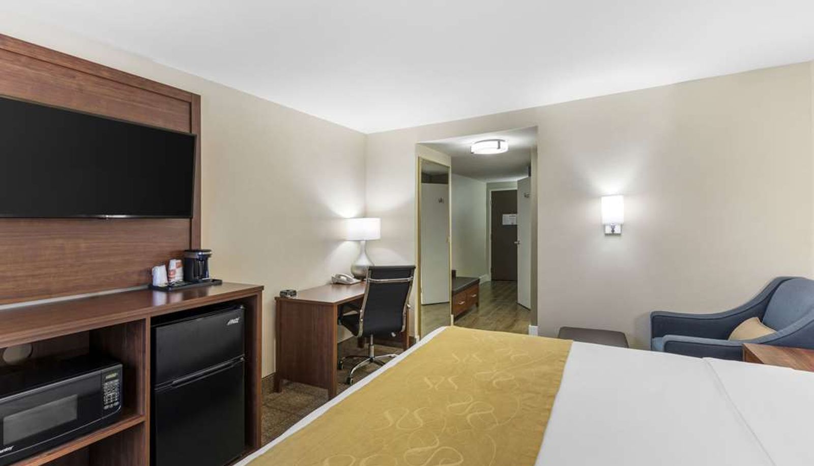 Suite - Comfort Suites Tulare Sequoia Gateway
