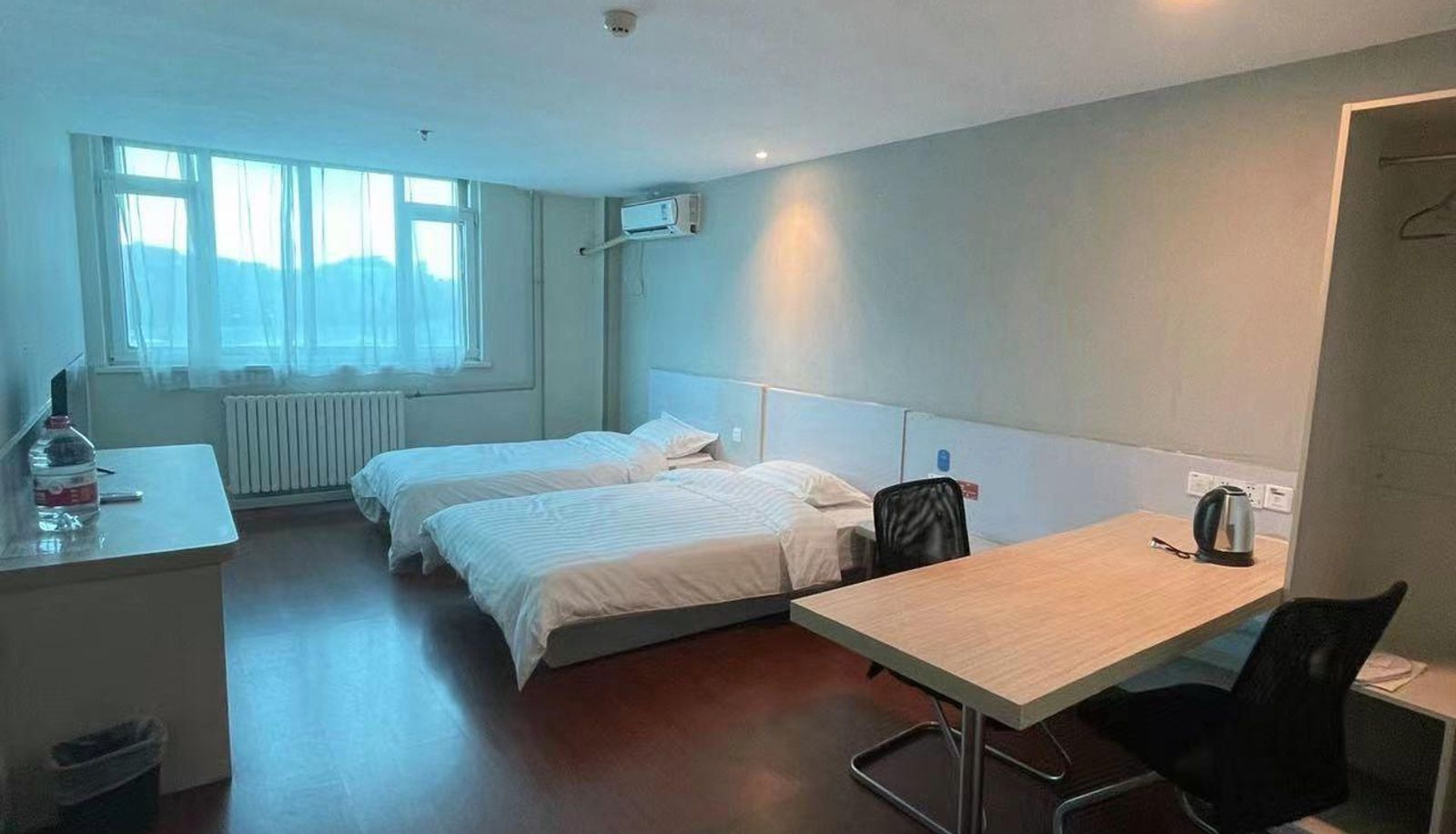 Room - Haipai Food Plaza Hotel