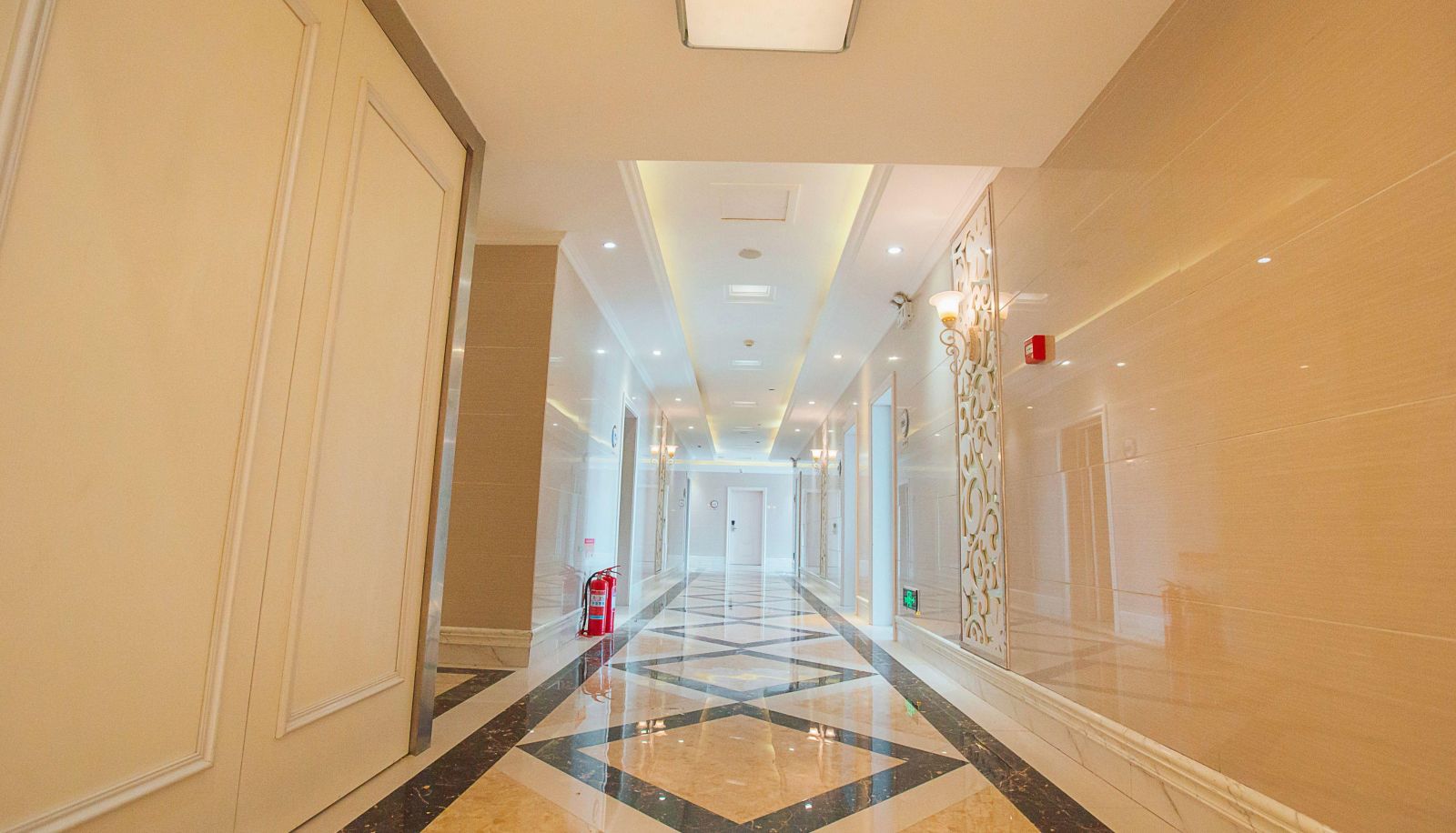 Zewnętrzna część hotelu - Shushang Feiyue Hotel (Liqun Haiqing Plaza Store)
