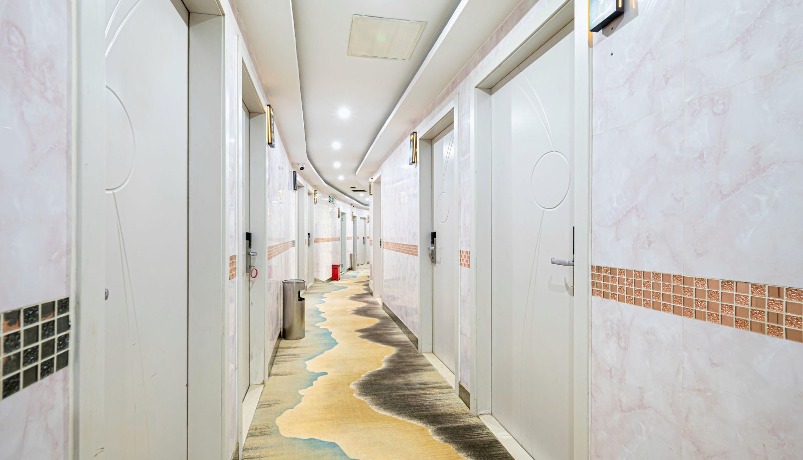 Area esterna dell'hotel - Manting Hotel