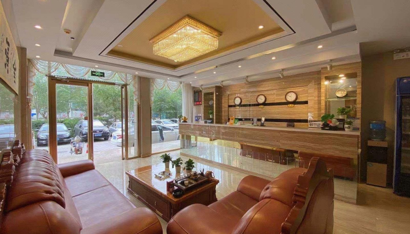 Buitenruimte van het hotel - Puyu Holiday Inn
