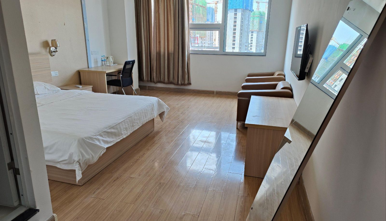 Business-Zimmer - Runze Hotel (Baimaiquan Branch in Zhangqiu Ancient City)