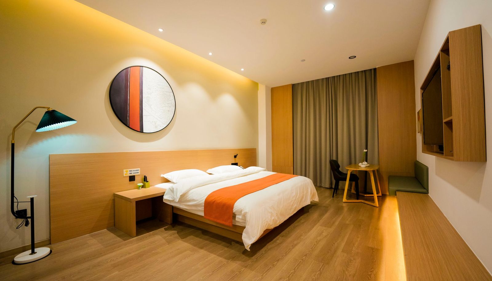 Business room - a subsidiary of Home Inn  Fuzhou Changle Airport Ruibai Cloud Hotel