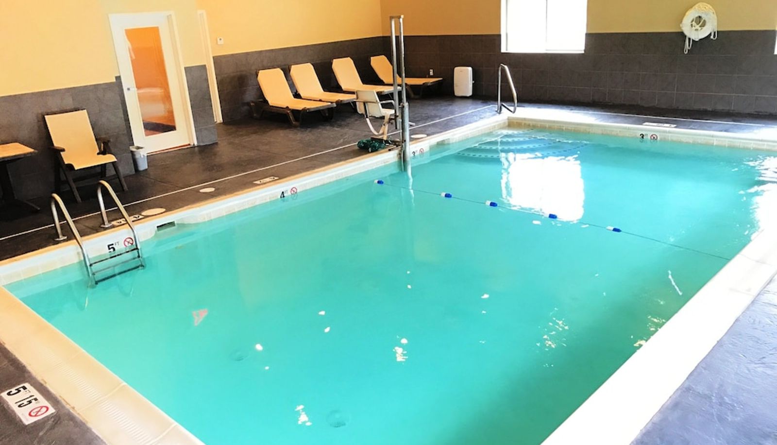 Piscine - Holiday Inn Express & Suites SMITHFIELD - PROVIDENCE by IHG